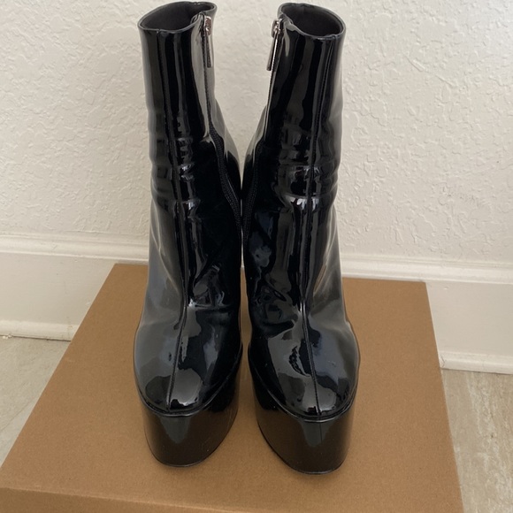 STEVE MADDEN PASSION booties - Picture 5 of 5